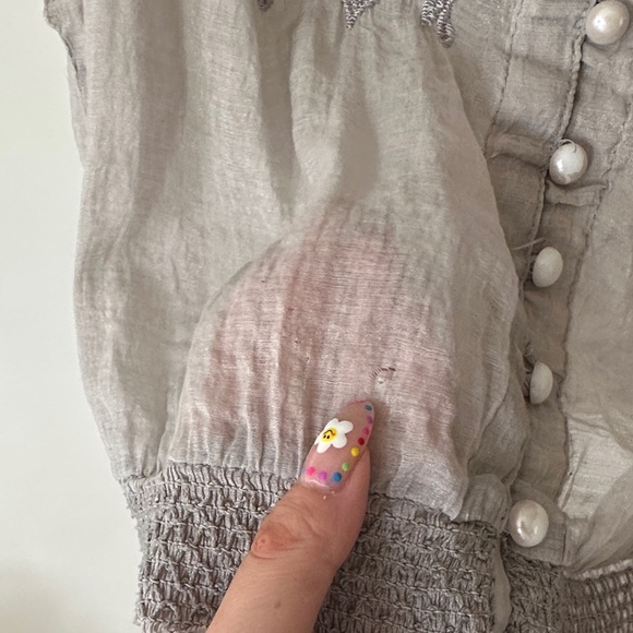 SIMPLY IRRESISTIBLE | Light Gray Blouse with Lace - Picture 7 of 14